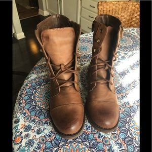 Ladies brown fashion boots